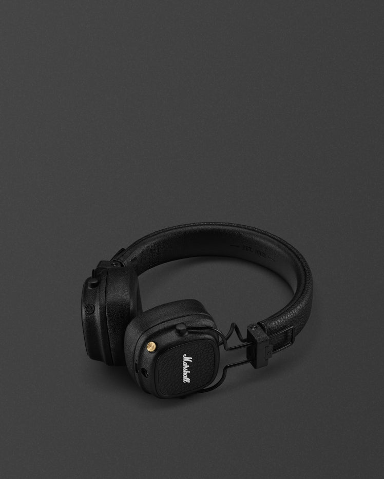 MAJOR V BLACK
