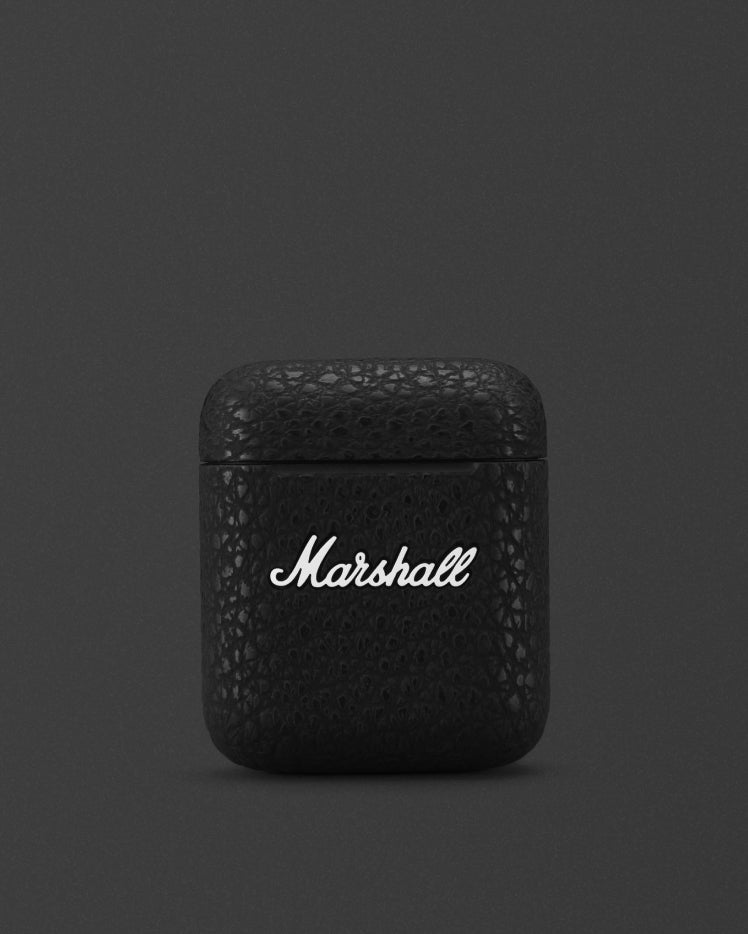 MINOR III BLACK CHARGING CASE